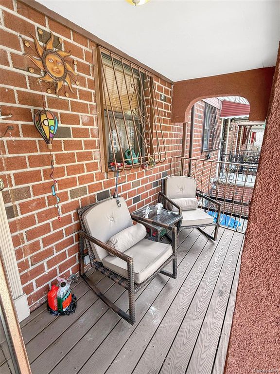 702 Saint Anns Avenue, Bronx, NY 10455 — photo 2