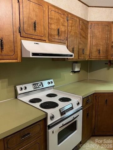 325 Tater Hill Road, Zionville, NC 28698