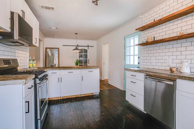 1331 Michigan Avenue, Dallas, TX 75216