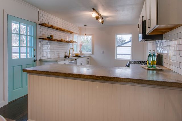 1331 Michigan Avenue, Dallas, TX 75216