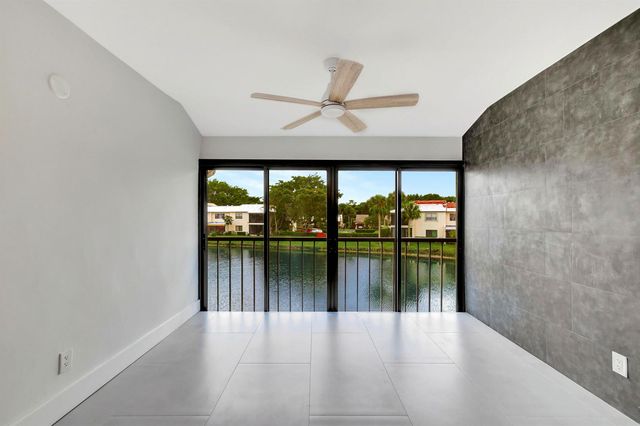 7898 Eastlake Drive 7d, Boca Raton, FL 33433