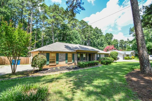 1397 Ridgewood Drive SW, Lilburn, GA 30047