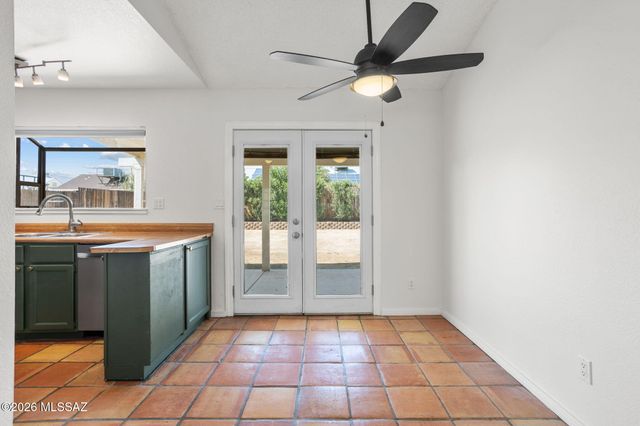 4050 W Braemore Street, Tucson, AZ 85742