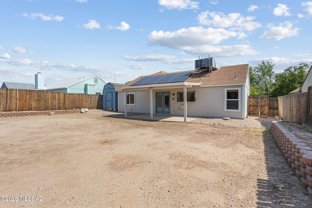 4050 W Braemore Street, Tucson, AZ 85742