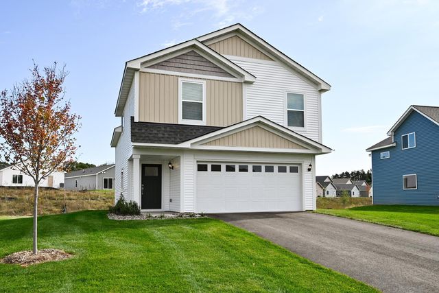 604 Redwood Loop N, Cambridge, MN 55008