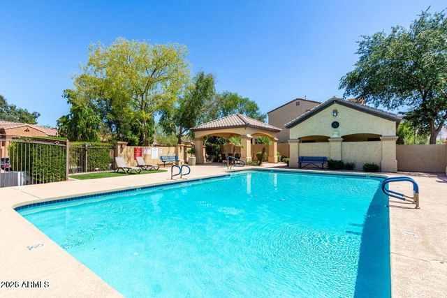 7039 S GOLFSIDE Lane, Phoenix, AZ 85042