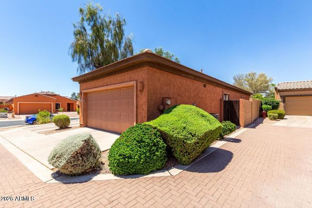 7039 S GOLFSIDE Lane, Phoenix, AZ 85042
