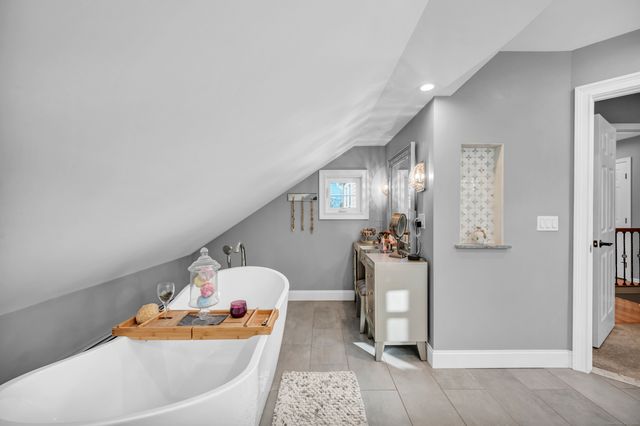 3 Trailside Drive, Wallingford, CT 06492