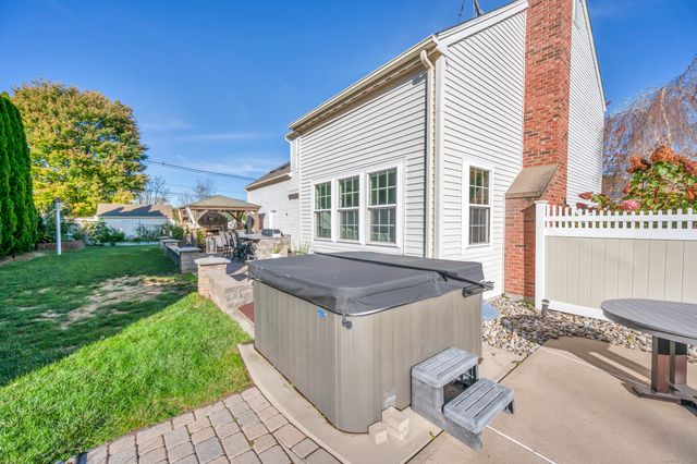 3 Trailside Drive, Wallingford, CT 06492