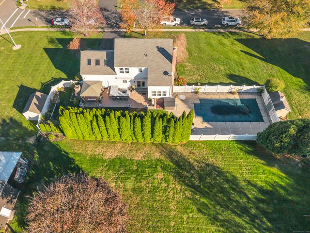 3 Trailside Drive, Wallingford, CT 06492