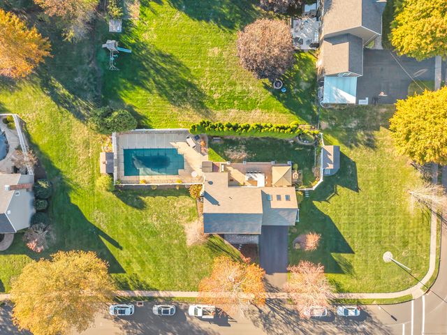 3 Trailside Drive, Wallingford, CT 06492