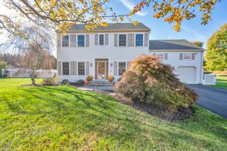 3 Trailside Drive, Wallingford, CT 06492