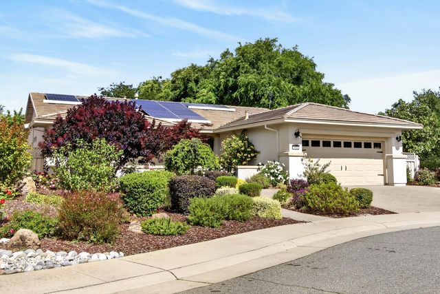 404 Mossy Ct, Lincoln, CA 95648