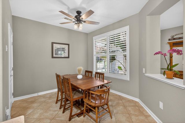 404 Mossy Ct, Lincoln, CA 95648