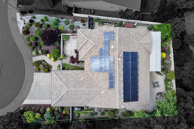 404 Mossy Ct, Lincoln, CA 95648