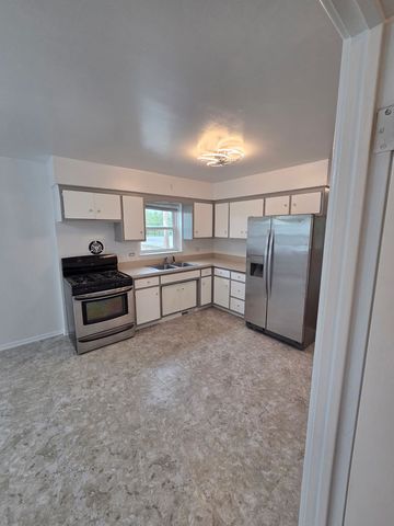 13810 S La Salle Street 1, Riverdale, IL 60827