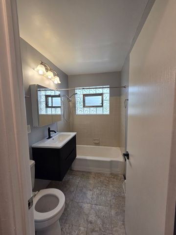 13810 S La Salle Street 1, Riverdale, IL 60827