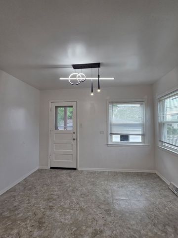 13810 S La Salle Street 1, Riverdale, IL 60827