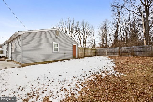 3000 BUTLER AVE, Bristol, PA 19007