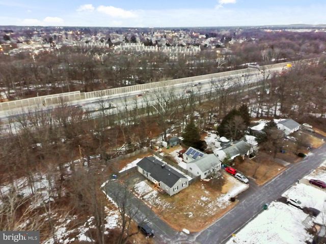 3000 BUTLER AVE, Bristol, PA 19007