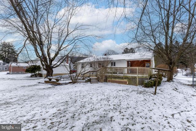 239 W MAIN ST, Boalsburg, PA 16827