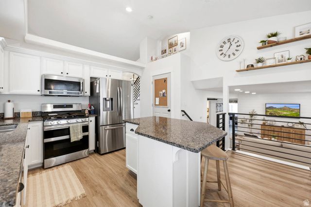 6708 S TICKLEGRASS RD, West Jordan, UT 84081