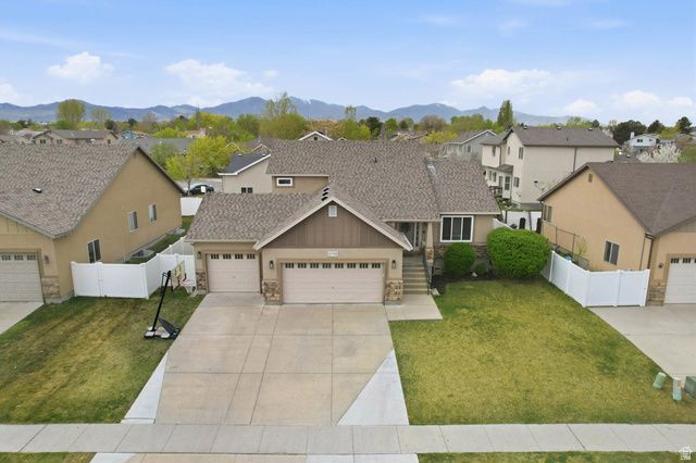 6708 S TICKLEGRASS RD, West Jordan, UT 84081