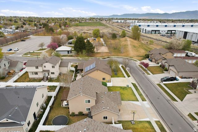 6708 S TICKLEGRASS RD, West Jordan, UT 84081
