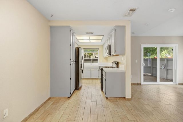 6359 Slippery Creek Lane, Citrus Heights, CA 95621