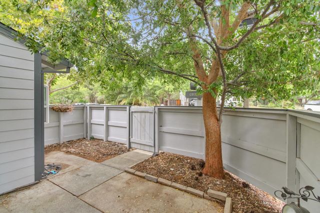 6359 Slippery Creek Lane, Citrus Heights, CA 95621