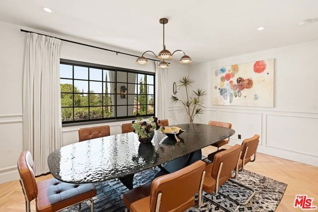 8244 Skyline Drive, Los Angeles, CA 90046