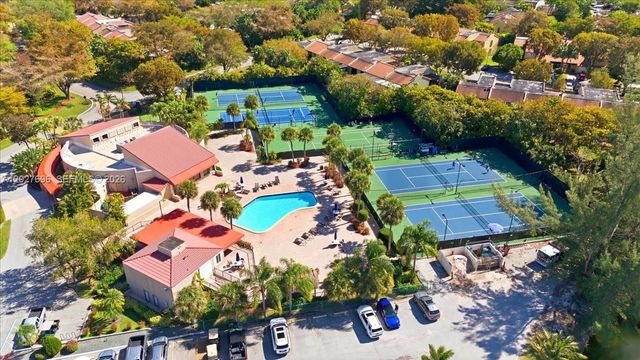 3629 Estepona Ave E-27, Doral, FL 33178