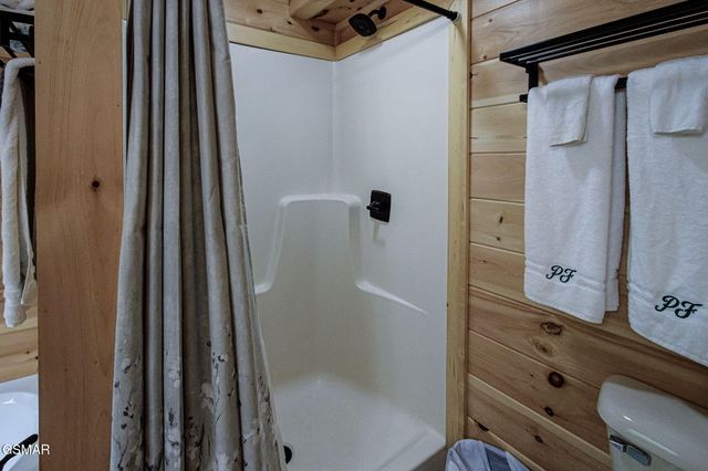 2423 Paradise Falls Way Way, Sevierville, TN 37862