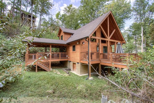 2423 Paradise Falls Way Way, Sevierville, TN 37862