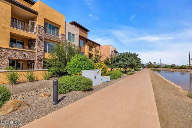 4803 N WOODMERE FAIRWAY -- 2006, Scottsdale, AZ 85251