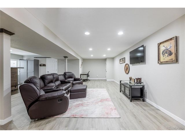 3280 Youngheart Way, Castle Rock, CO 80109