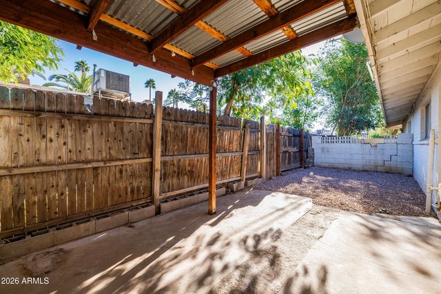 2947 N 39TH Street, Phoenix, AZ 85018