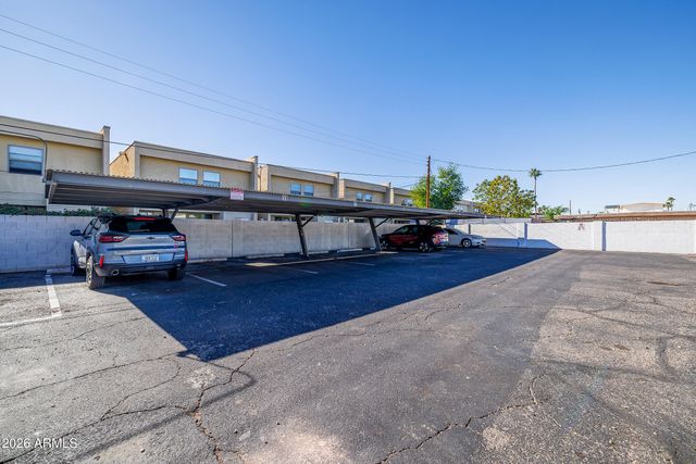 2947 N 39TH Street, Phoenix, AZ 85018