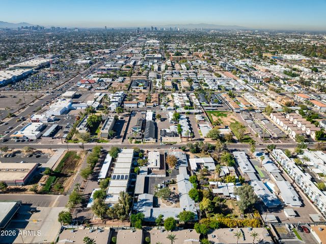 2947 N 39TH Street, Phoenix, AZ 85018