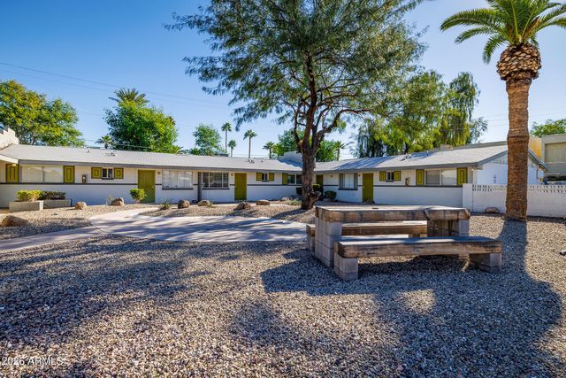 2947 N 39TH Street, Phoenix, AZ 85018