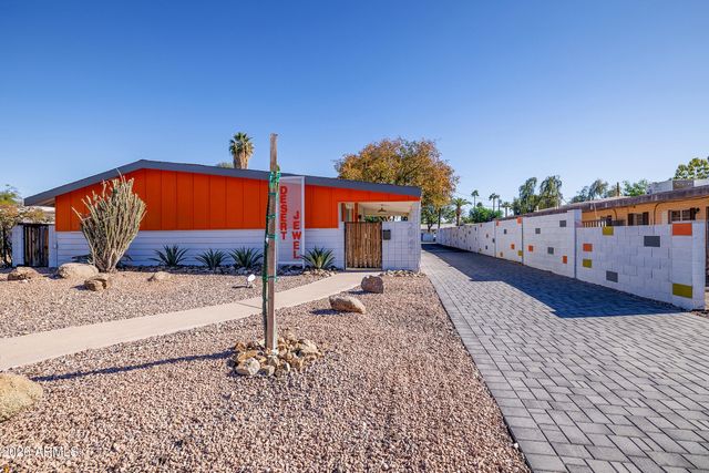 2947 N 39TH Street, Phoenix, AZ 85018
