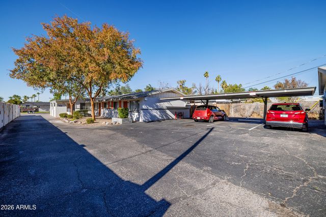 2947 N 39TH Street, Phoenix, AZ 85018