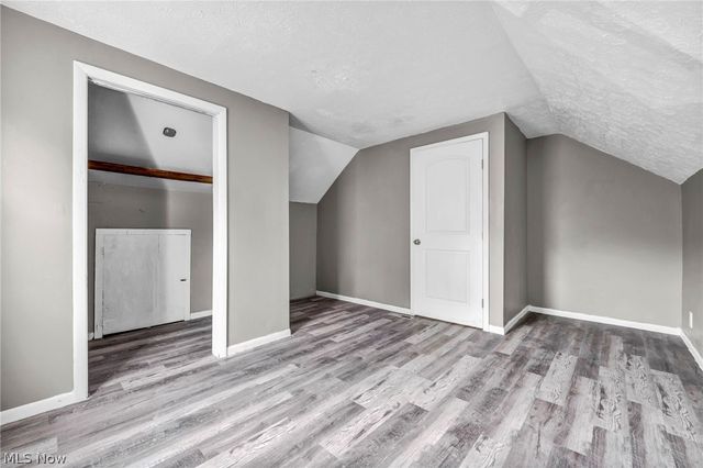 1574 East Avenue, Akron, OH 44314