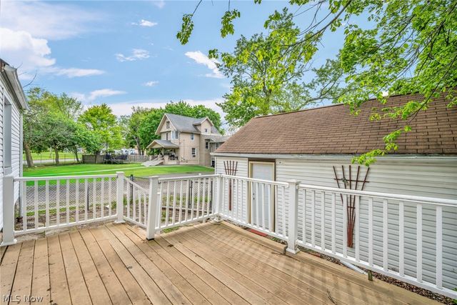 1574 East Avenue, Akron, OH 44314