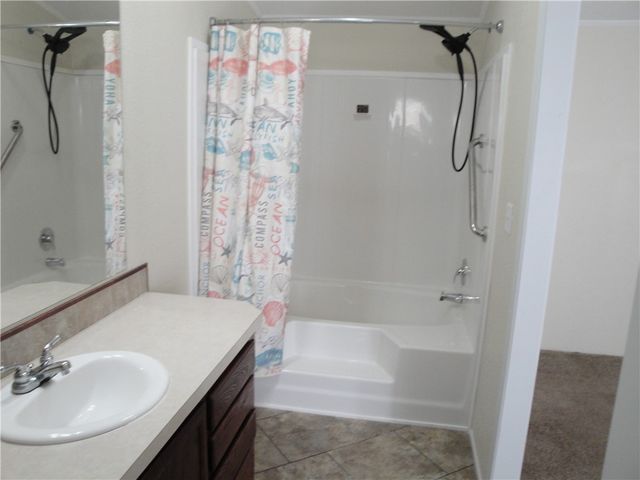 315 S Vista Dr S, Sandia, TX 78383