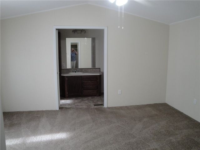 315 S Vista Dr S, Sandia, TX 78383