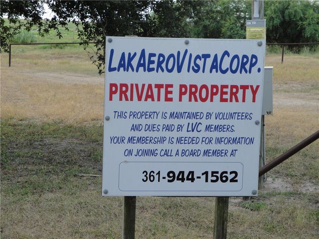 315 S Vista Dr S, Sandia, TX 78383