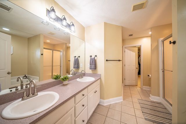 165 Bluebird Lane, Phenix City, AL 36870