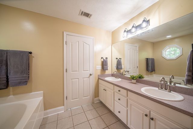 165 Bluebird Lane, Phenix City, AL 36870