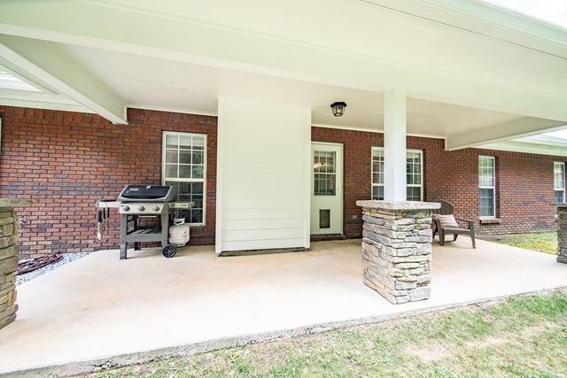 165 Bluebird Lane, Phenix City, AL 36870